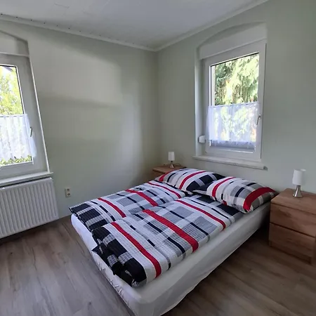 Apartament Weingefluester *
